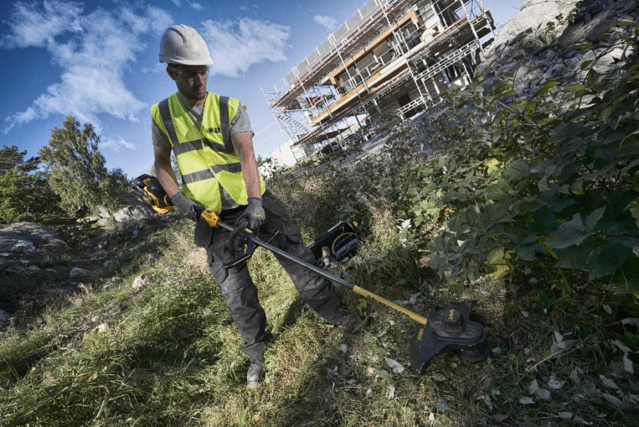 dewalt cordless line trimmer