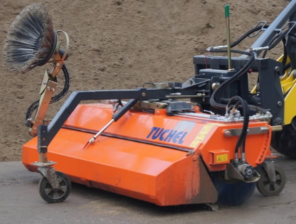 Tänavapuhastushari TUCHEL PLUS 590, 200/187cm, JCB