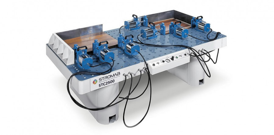 Montaazipress STC2500/B, Stromab