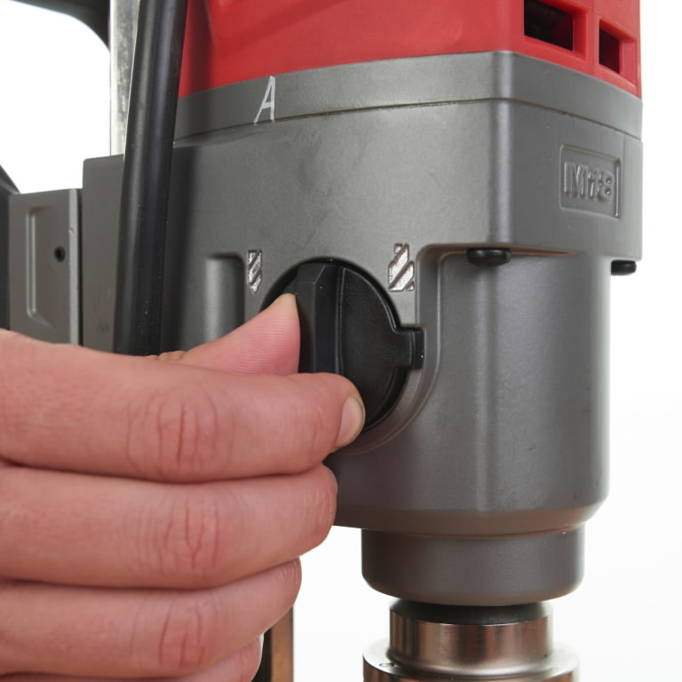 Cordless Magnetic Core Drill M18 FMDP-0C, carcass, kitbox  7.