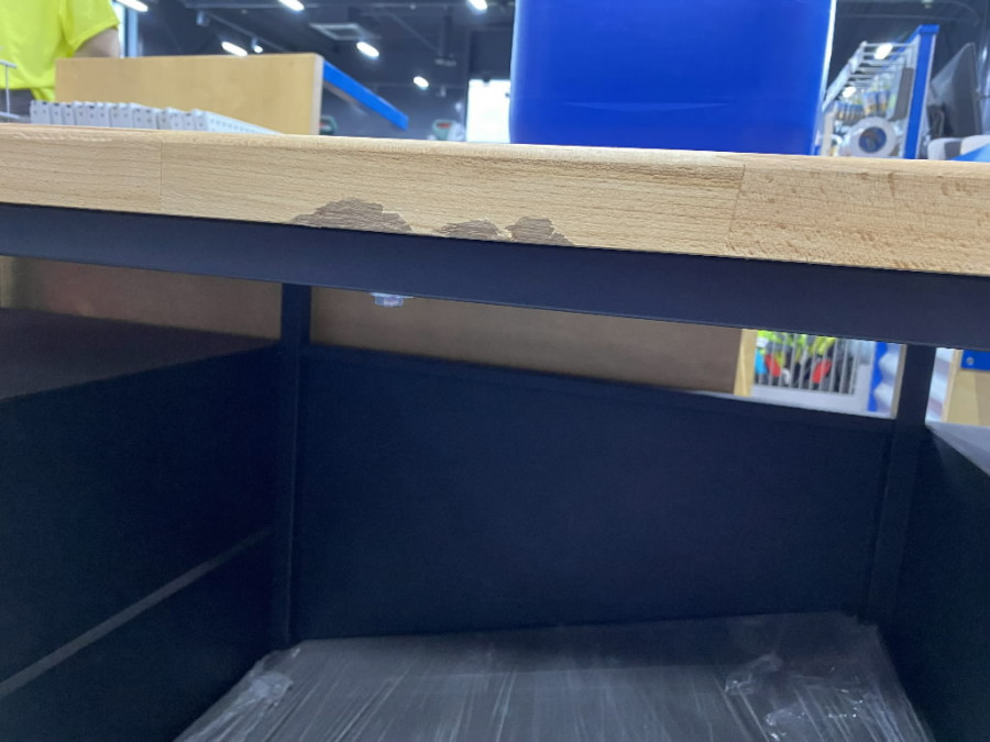 workbench XXL with 3 drawers and 1 door (small defect)  3.