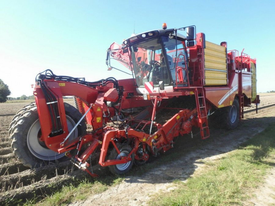 Self-propelled Harvester Varitron 270 MS Platinum, Grimme ...