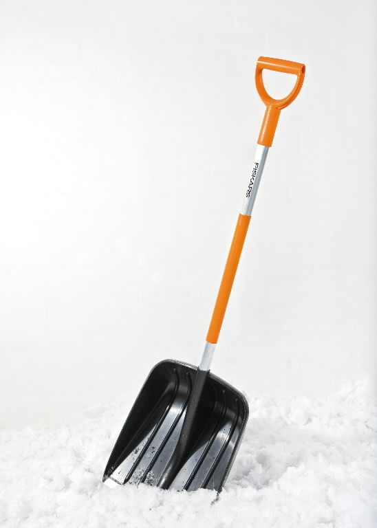 Fiskars Brosse et Grattoir à Neige Snowxpert Snow removal tools