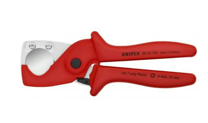 pipe cutter for plastic conduit pipes and hoses 