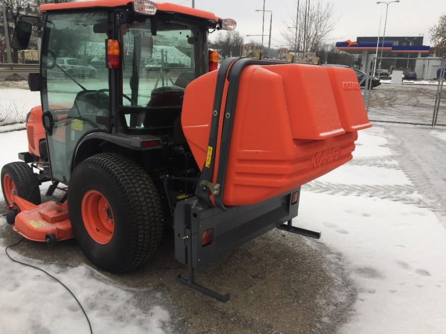 Grass and leaf collecting system GCD600C for BX231/BX261, Kubota