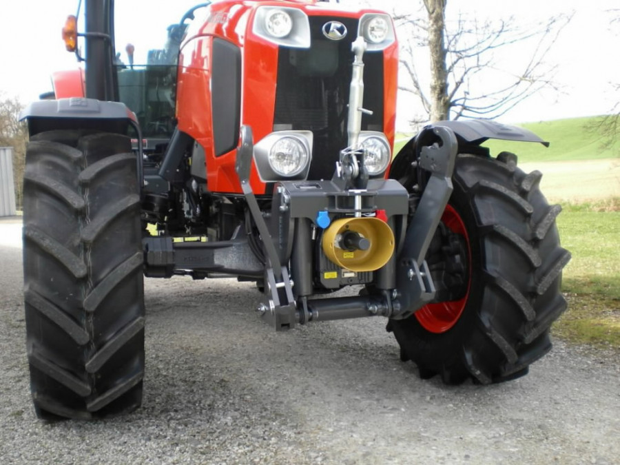 Front hitch 4000 and PTO 1000 p/min for M135GX, Kubota