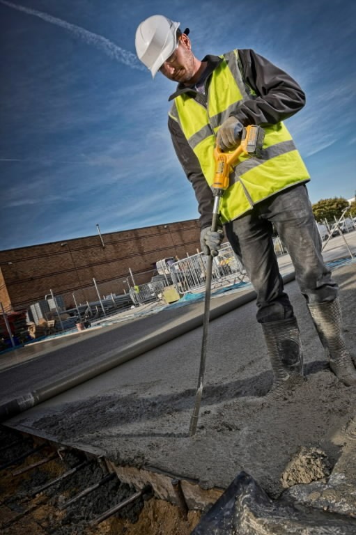 Cordless concrete vibrator DCE531N carcass in carton, DeWalt Cordless