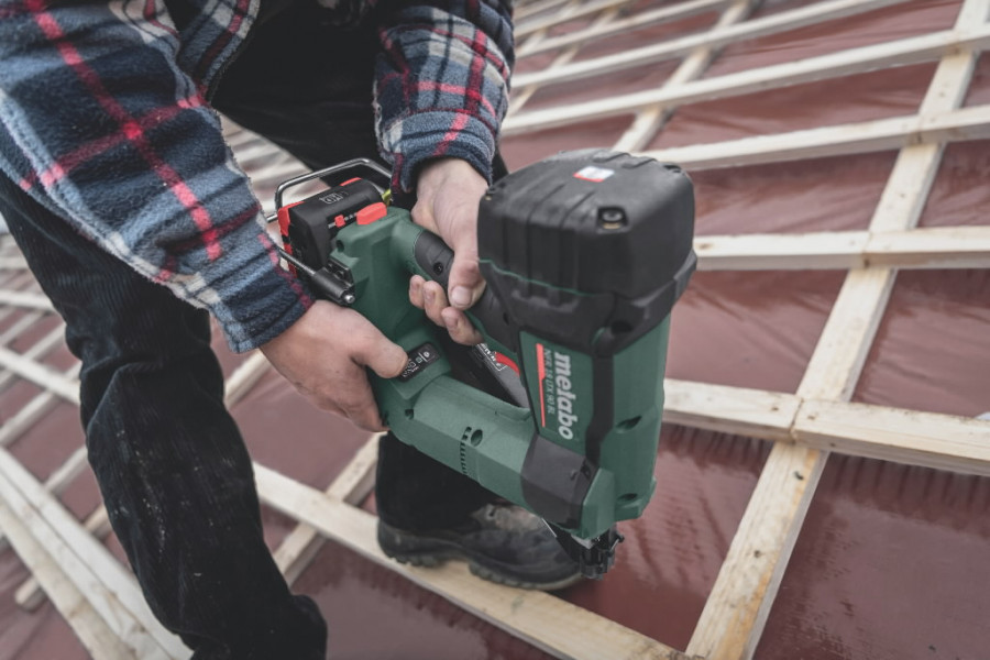 Cordless nailer NFR 18 LTX 90 BL carcass metaBOX 340 Metabo  Cordless  staplers and nailers