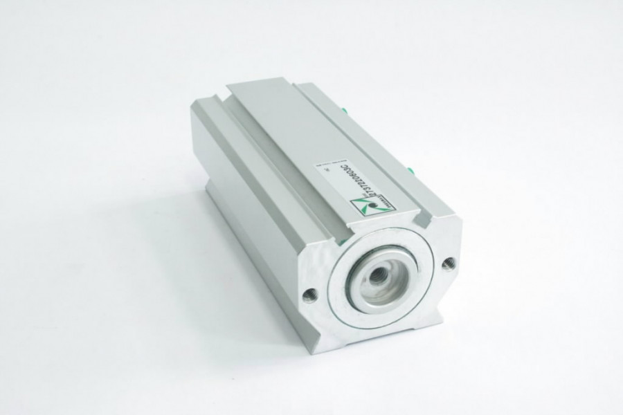 Pmeumatic cylinder bat. lat. D=25 C=70, SCM