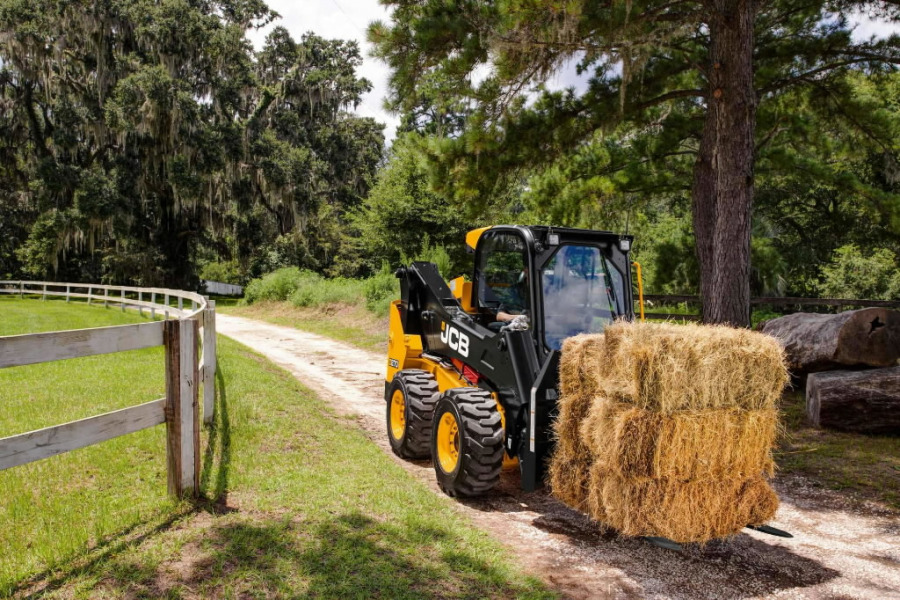 Mini krautuvas JCB POWERBOOM 270