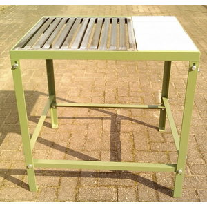 Welding table with grill top and stones 63x85x80(h)cm, Cepro International BV