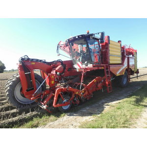 Iseliikuv kartulikombain  Varitron 270 MS Platinum, Grimme