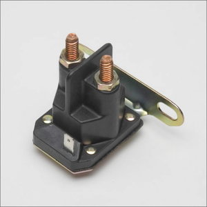 Solenoidas traktoriuko starterio 12V : 100 AMP 