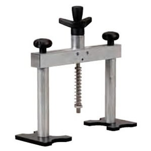 Kompakti&scaron;kas traukiklis 