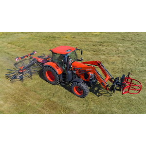 Traktors  M7133 Powershift, Kubota