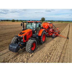 Traktorius KUBOTA M7153 