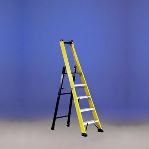 Stepladder SMART 1  platform fibreglass 6 steps, Svelt