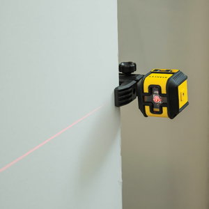 Cross laser CUBIX red with pouch and clamp, Stanley