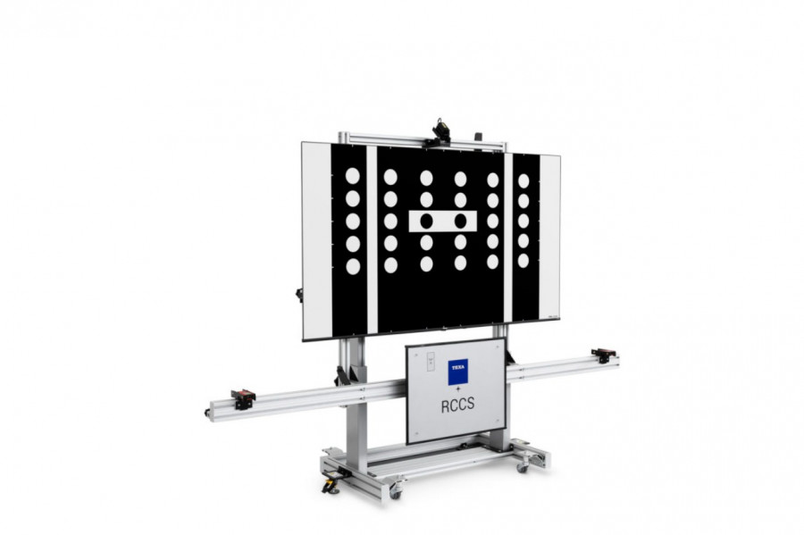 ADAS calibration device with monitor RCCS 3 EVO 1