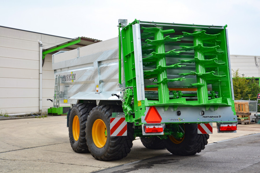 Muck spreader Joskin Ferti-Space FS6011/17BU