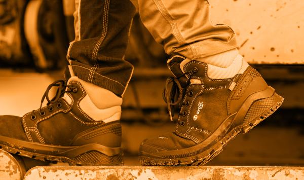 Sixton Peak ekskluzīvais pārstāvis Latvijā ir Stokker