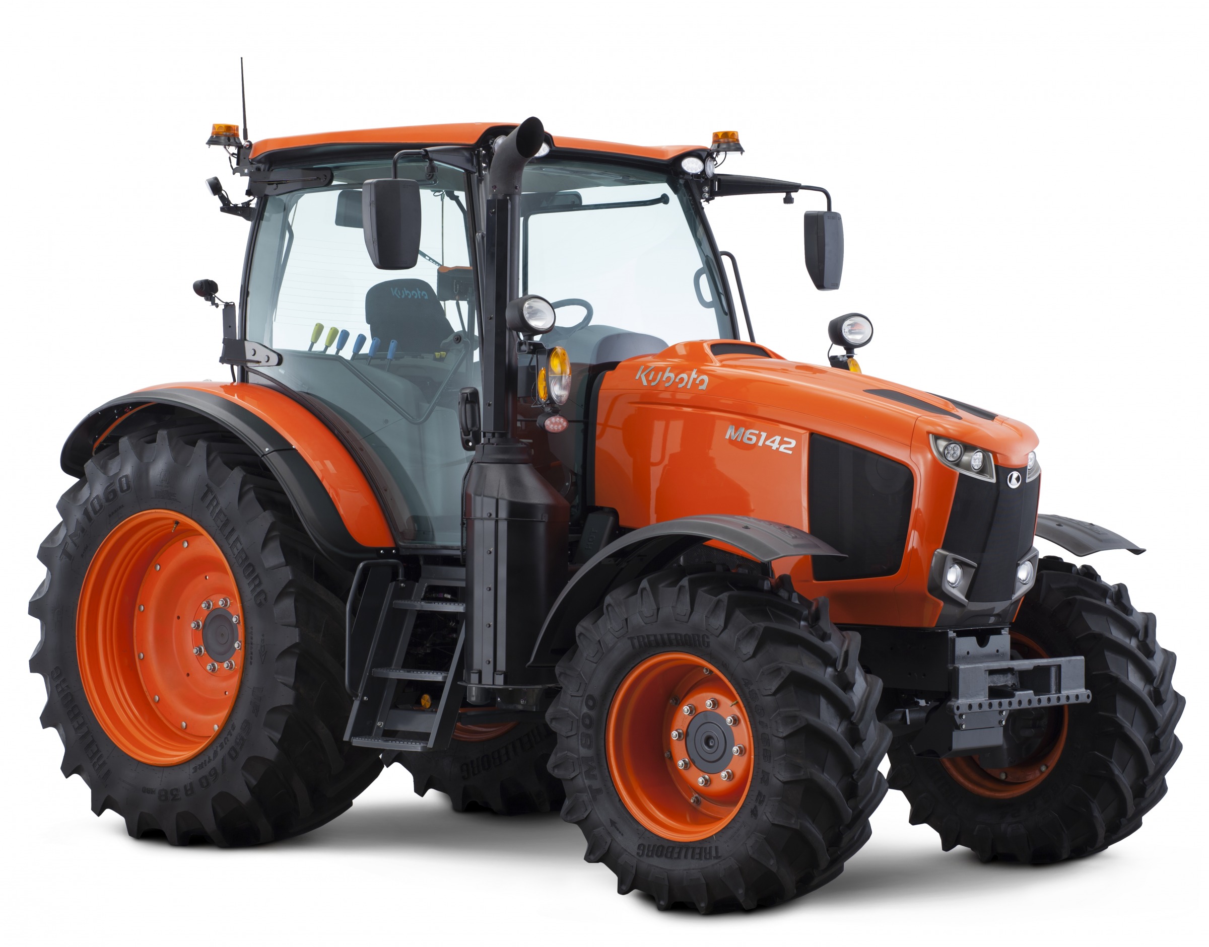 Kubota izlaiž jauno M6002 traktoru sēriju