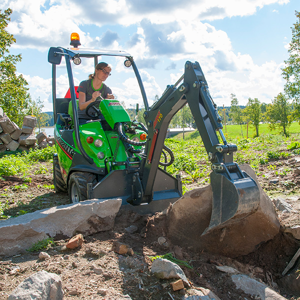 AVANT šarnyriniai krautuvai
