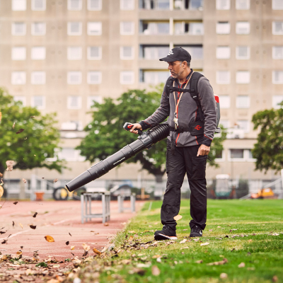 Lehtipuhaltimet ja lehti-imurit