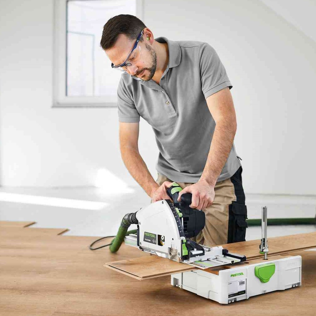 Sähkötyökalut ja sähkötyökalujen tarvikkeet