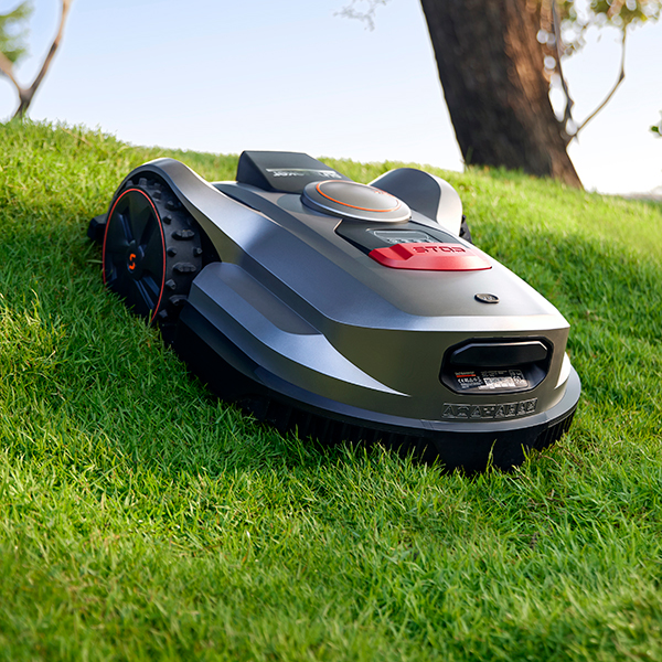 GA11-03 - Robotic mowers up to 3500m2
