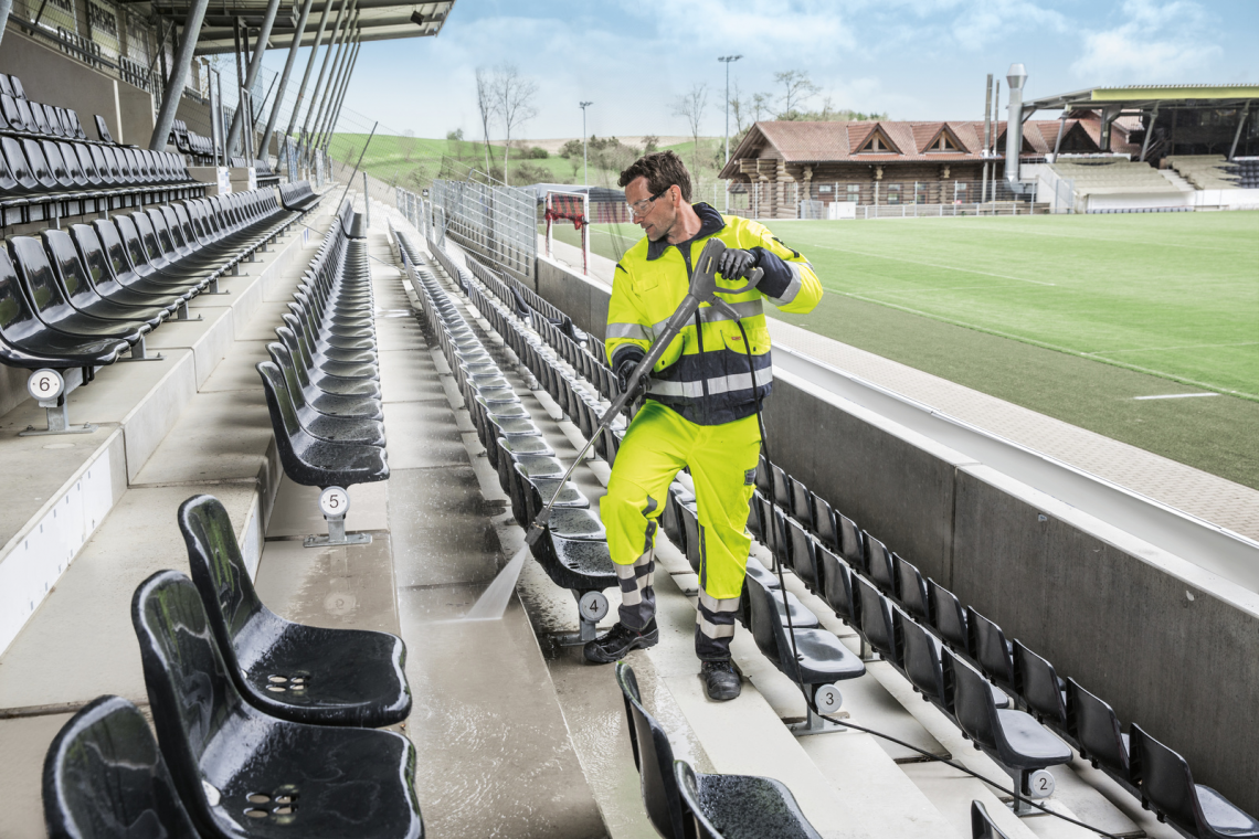 Karcher augstspiediena ar karsto ūdeni