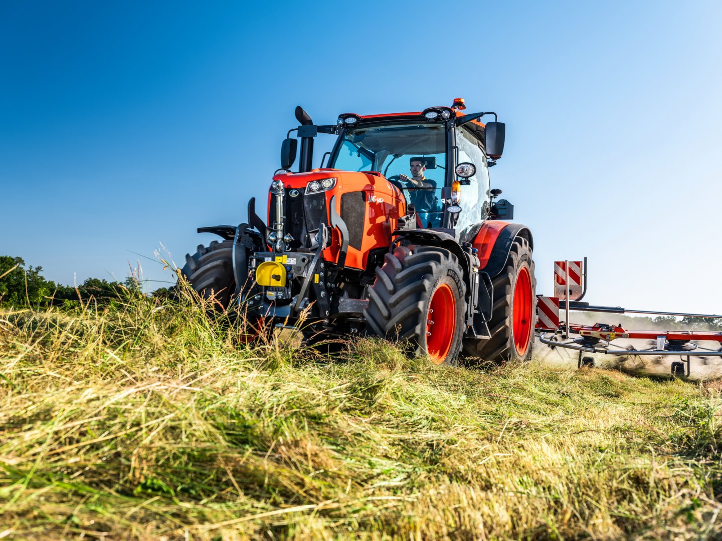 Kubota M6002
