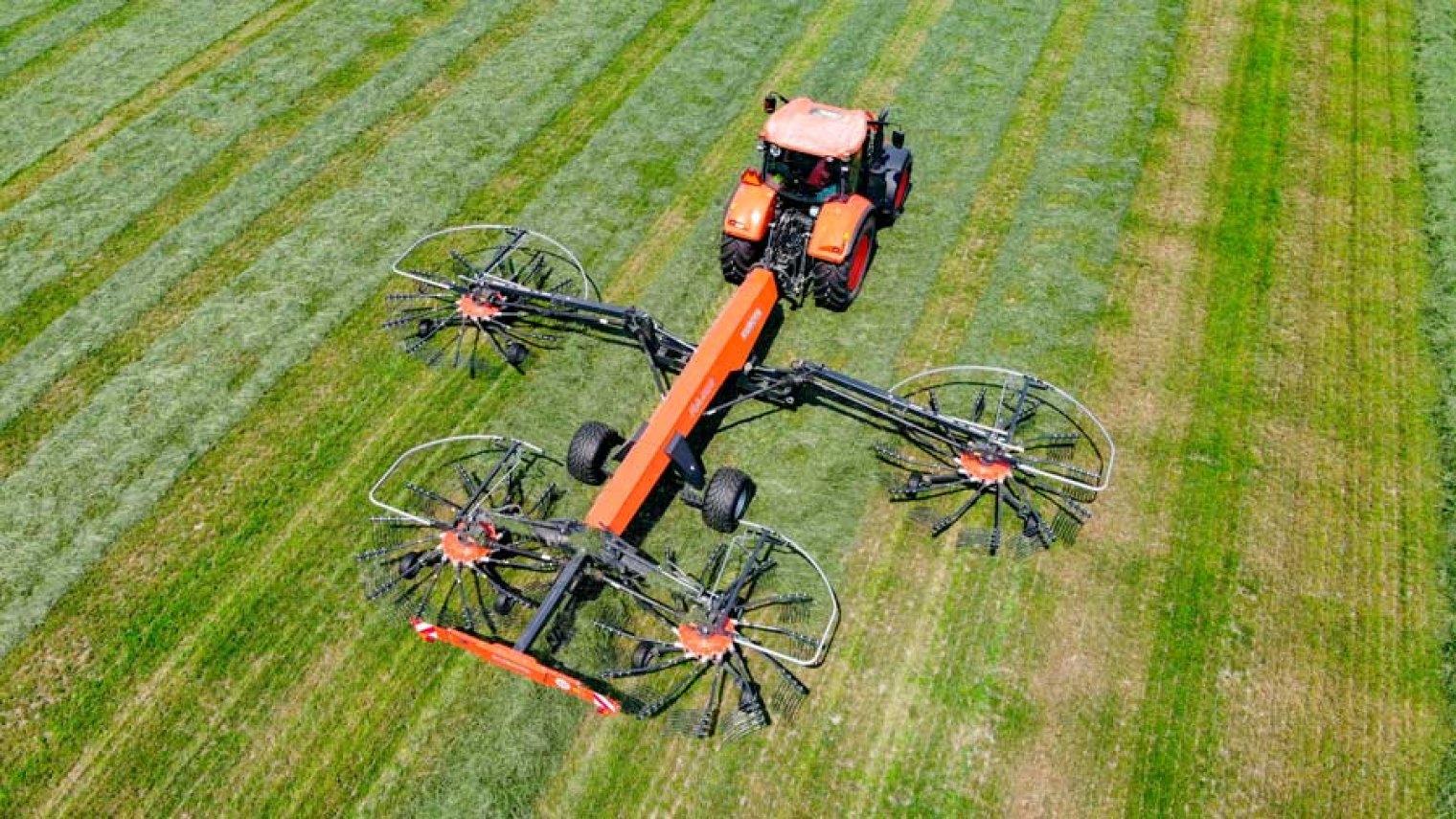 Kubota 4 rootoriga vaaluti RA4515 töölaiusega kuni 15m